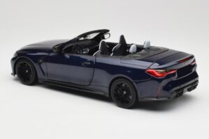 BMW M4 G82 Cabriolet Blau Metallic Minichamps 1:18 110021031 Druckguss — Bild 7 von 8