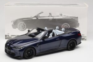 BMW M4 G82 Cabriolet Blau Metallic Minichamps 1:18 110021031 Druckguss — Bild 8 von 8