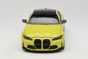 BMW M4 G82 Gelb Händler Edition Minichamps 1:18 80435A51949-R1 Druckguss — Bild 4 von 10