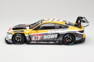 BMW M4 GT3 #98 M. Wittmann / S. van der Linde Rowe Racing ADAC 24h Nurburgring 2023 Minichamps 1:18 113232098 Druckguss — Bild 4 von 8
