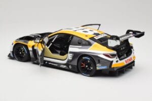 BMW M4 GT3 #98 M. Wittmann / S. van der Linde Rowe Racing ADAC 24h Nurburgring 2023 Minichamps 1:18 113232098 Druckguss — Bild 5 von 8