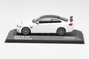BMW M4 GTS F82 Weiß Mit Grauen Felgen Minichamps 1:43 410025221 Druckguss