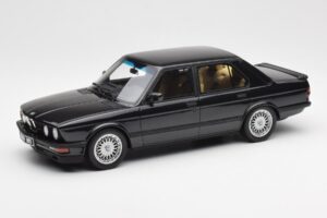 BMW M5 E28 Diamond Schwarz Otto 1:18 OT184 Resin