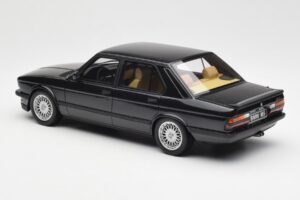 BMW M5 E28 Diamond Schwarz Otto 1:18 OT184 Resin — Bild 5 von 6