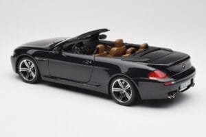 BMW M6 E64 Cabriolet Sapphire Black Kyosho 1:18 80430417424 Druckguss — Bild 8 von 9