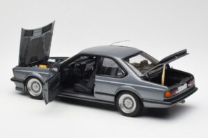 BMW M635 CSi E24 Shadow Line Delphin Metallic AUTOart 1:18 70529 Druckguss — Bild 5 von 8