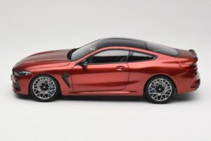 BMW M8 F91 Convertible Storm Bay Metallic Minichamps 1:18 110029020 Druckguss — Bild 4 von 8