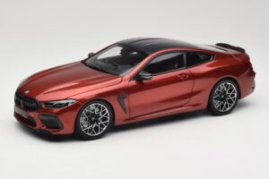BMW M8 F91 Convertible Storm Bay Metallic Minichamps 1:18 110029020 Druckguss