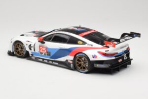 BMW M8 GTE Team RLL C. De Phillippi / B. Auberlen 2nd in Class 12 Hours of Sebring 2018 Minichamps 1:18 155182925 Druckguss — Bild 5 von 6