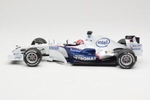 BMW Sauber F1.07 #10 R. Kubica Launch Version 2007 Minichamps 1:18 80430426995 Druckguss — Bild 3 von 7