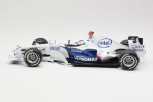 BMW Sauber F1.07 #9 N. Heidfeld Launch Version 2007 Minichamps 1:18 80430426994 Druckguss — Bild 3 von 7