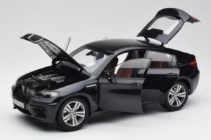 BMW X6 M F86 Schwarz Kyosho 1:18 80432157613 Druckguss — Bild 2 von 8