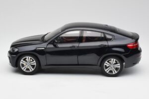 BMW X6 M F86 Schwarz Kyosho 1:18 80432157613 Druckguss — Bild 4 von 8