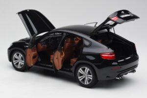 BMW X6 M F86 Schwarz Kyosho 1:18 80432157613 Druckguss — Bild 5 von 8