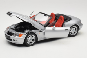 BMW Z3 Cabriolet Silber UT Models 1:18 20402 Druckguss — Bild 2 von 8
