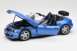 BMW Z3 M Roadster Mit Gepäckträger Blau Metallic UT Models 1:18 20416 Druckguss — Bild 2 von 8