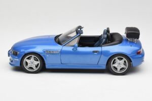 BMW Z3 M Roadster Mit Gepäckträger Blau Metallic UT Models 1:18 20416 Druckguss — Bild 4 von 8
