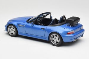 BMW Z3 M Roadster Mit Gepäckträger Blau Metallic UT Models 1:18 20416 Druckguss — Bild 7 von 8