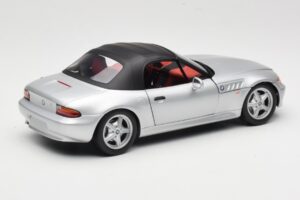 BMW Z3 Roadster 1.8 Silber UT Models 1:18 20404 Druckguss — Bild 3 von 8