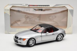 BMW Z3 Roadster 1.8 Silber UT Models 1:18 20404 Druckguss — Bild 8 von 8