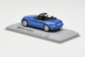 BMW Z3 Roadster 2.8 Blau Minichamps 1:43 BMW003 Druckguss — Bild 3 von 4