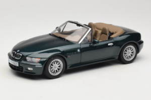 BMW Z3 Roadster 2.8 Dunkelgrün Händler Edition UT Models 1:18 80439411713 Druckguss