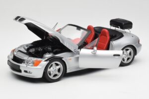 BMW Z3 Roadster Mit Gepäckträger Silber UT Models 1:18 20407 Druckguss — Bild 2 von 8