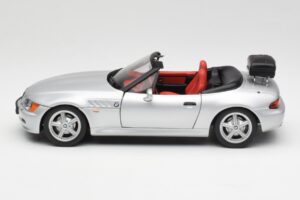 BMW Z3 Roadster Mit Gepäckträger Silber UT Models 1:18 20407 Druckguss — Bild 4 von 8