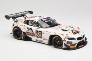 BMW Z4 E89 GT3 #888 Triple Eight Racing L. Mowle / J. Ratcliffe 24 Hours of Spa 2015 Minichamps 1:18 151152388 Druckguss — Bild 4 von 6