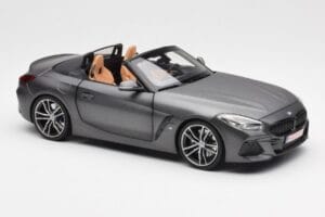 BMW Z4 G29 Grau Metallic Norev 1:18 183270 Druckguss — Bild 6 von 8