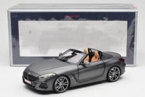 BMW Z4 G29 Grau Metallic Norev 1:18 183270 Druckguss — Bild 8 von 8