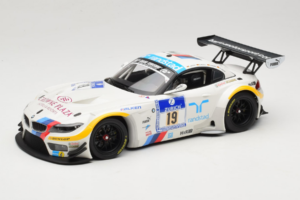 BMW Z4 GT3 #19 Team Schubert J. Muller / D. Muller ADAC 24 Hours Nurburgring 2012 Minichamps 1:18 151122319 Druckguss