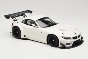 BMW Z4 GT3 E89 Weiß Minichamps 1:18 151122301 Druckguss — Bild 4 von 6