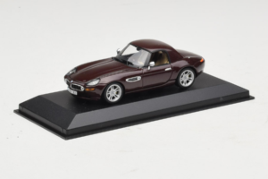 BMW Z8 Braun Hardtop Minichamps 1:43 BMW019 Druckguss — Bild 2 von 4