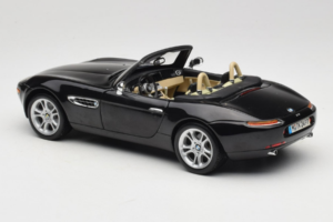 BMW Z8 Schwarz Kyosho 1:18 80439411729 Druckguss — Bild 6 von 9