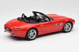 BMW Z8 E52 Rot AUTOart 1:18 70513 Druckguss — Bild 3 von 8