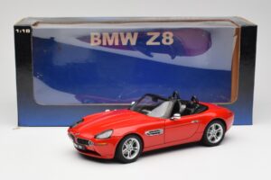 BMW Z8 E52 Rot AUTOart 1:18 70513 Druckguss — Bild 8 von 8