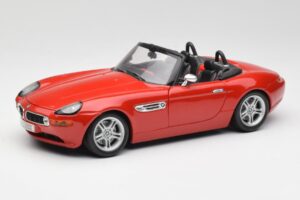 BMW Z8 E52 Rot Metallic Bburago 1:18 18-12032 Druckguss