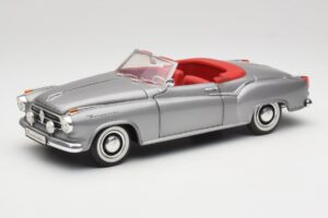 Borgward Isabella Cabriolet Silber Revell 1:18 8411 Druckguss
