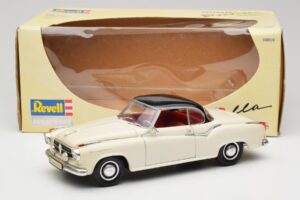 Borgward Isabella Coupe Weiß Revell 1:18 8859 Druckguss — Bild 8 von 8
