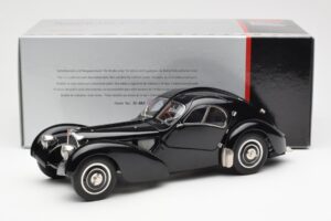 Bugatti 57SC Atlantic Schwarz CMC 1:18 M-085 Druckguss — Bild 6 von 6