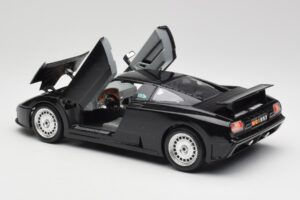 Bugatti EB110 Schwarz Bburago 1:18 3055 Druckguss — Bild 5 von 8