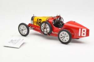 Bugatti T35 National Colors Spain CMC 1:18 M-100-B-016 Druckguss — Bild 5 von 6