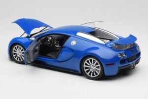 Bugatti Veyron Hellblau Dunkelblau Minichamps 1:18 100110821 Druckguss — Bild 5 von 8