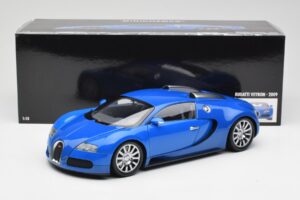 Bugatti Veyron Hellblau Dunkelblau Minichamps 1:18 100110821 Druckguss — Bild 8 von 8