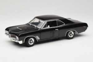 Buick GS 400 Schwarz American Muscle 1:18 33086 Druckguss