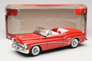 Buick Skylark Cabriolet Rot Motormax 1:18 73129 Druckguss — Bild 8 von 8