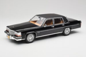 Cadillac Fleetwood Brougham Schwarz MCG 1:18 MCG18250 Druckguss