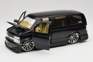 Chevrolet Astro Van Tuned Schwarz Jada 1:18 63122 Druckguss — Bild 2 von 8