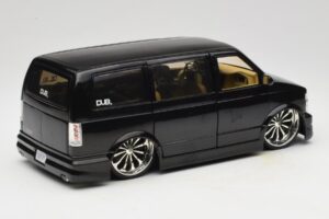 Chevrolet Astro Van Tuned Schwarz Jada 1:18 63122 Druckguss — Bild 3 von 8